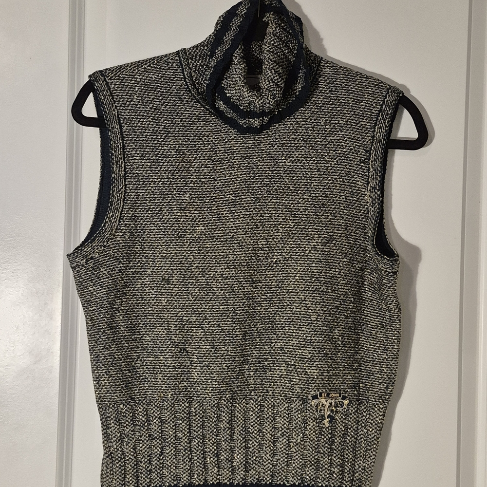 St. John Collection Black and Dark Green Sleeveless Turtleneck Sweater Shell